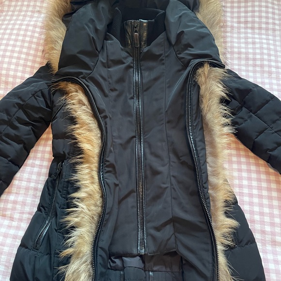 RUDSAK Black Fur-Trimmed Coat - Picture 4 of 7